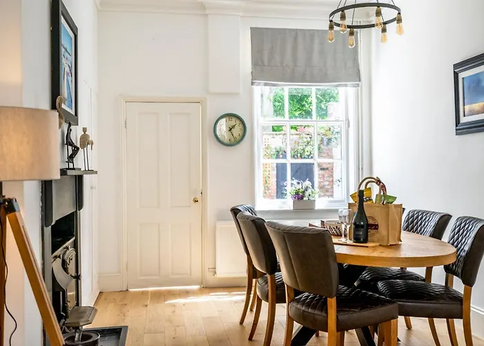 Holiday home 9 St John's Street